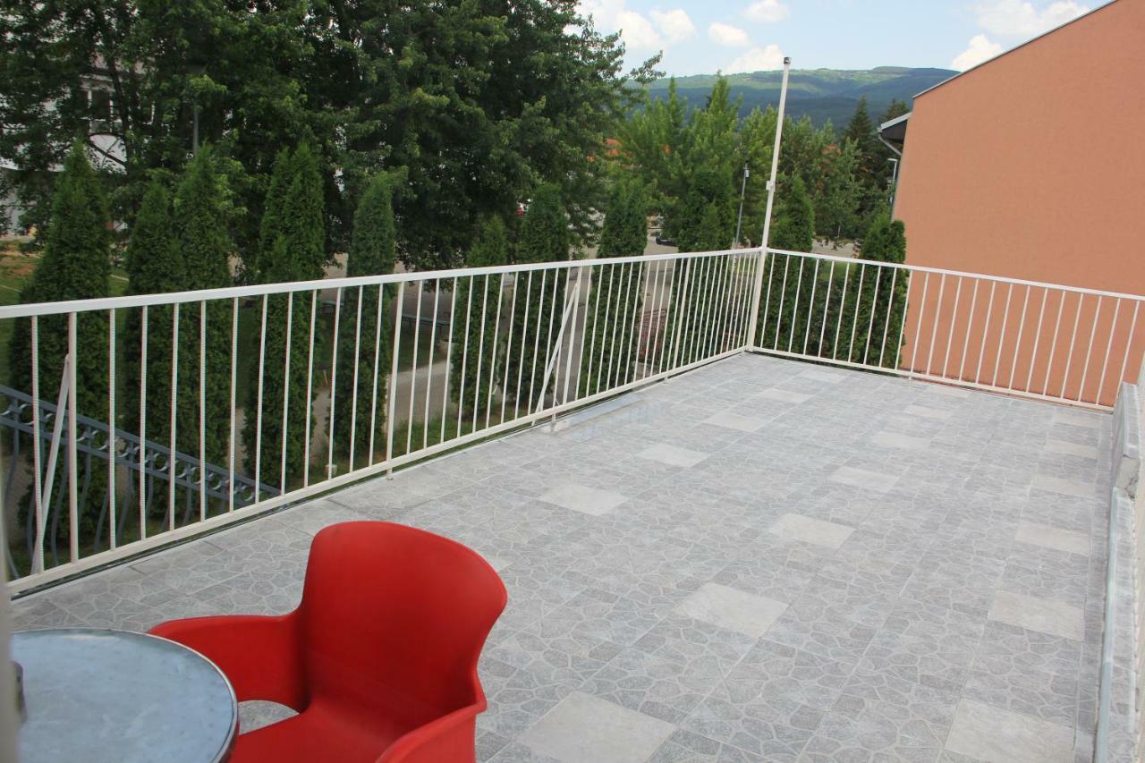 Apartman Kej Пирот Экстерьер фото